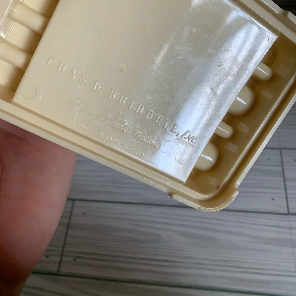 Carvel Hall Fine Cutlery Knife Set - Cream Handles